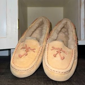 Ugg slippers